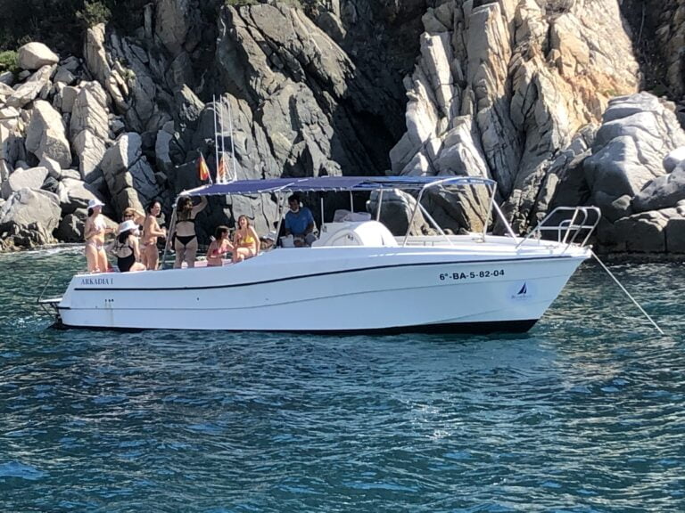 Groups of up to 25 people on board