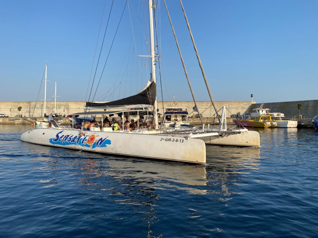 www.catamaran-costabrava.com